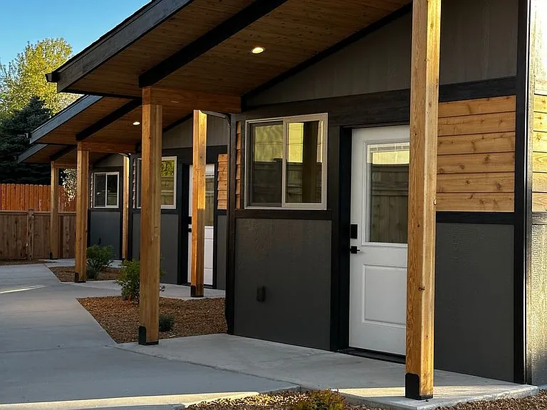 2014-2016 SW Reindeer Ave #2018 — Photo 14