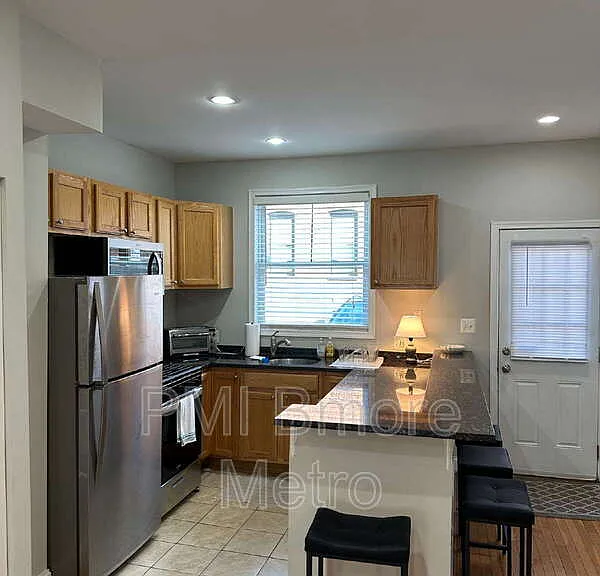 37 S Ellwood Ave — Photo 4