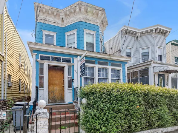 33-17 98th Street, Corona, NY 11368