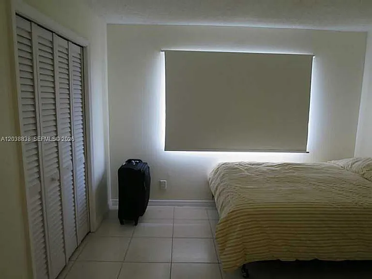 205 Lakeview Dr #202 — Photo 10