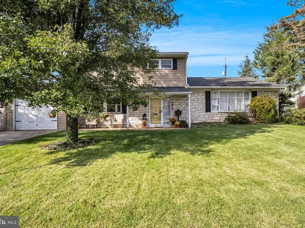 1053 Swarthmore Rd, New Cumberland, PA 17070