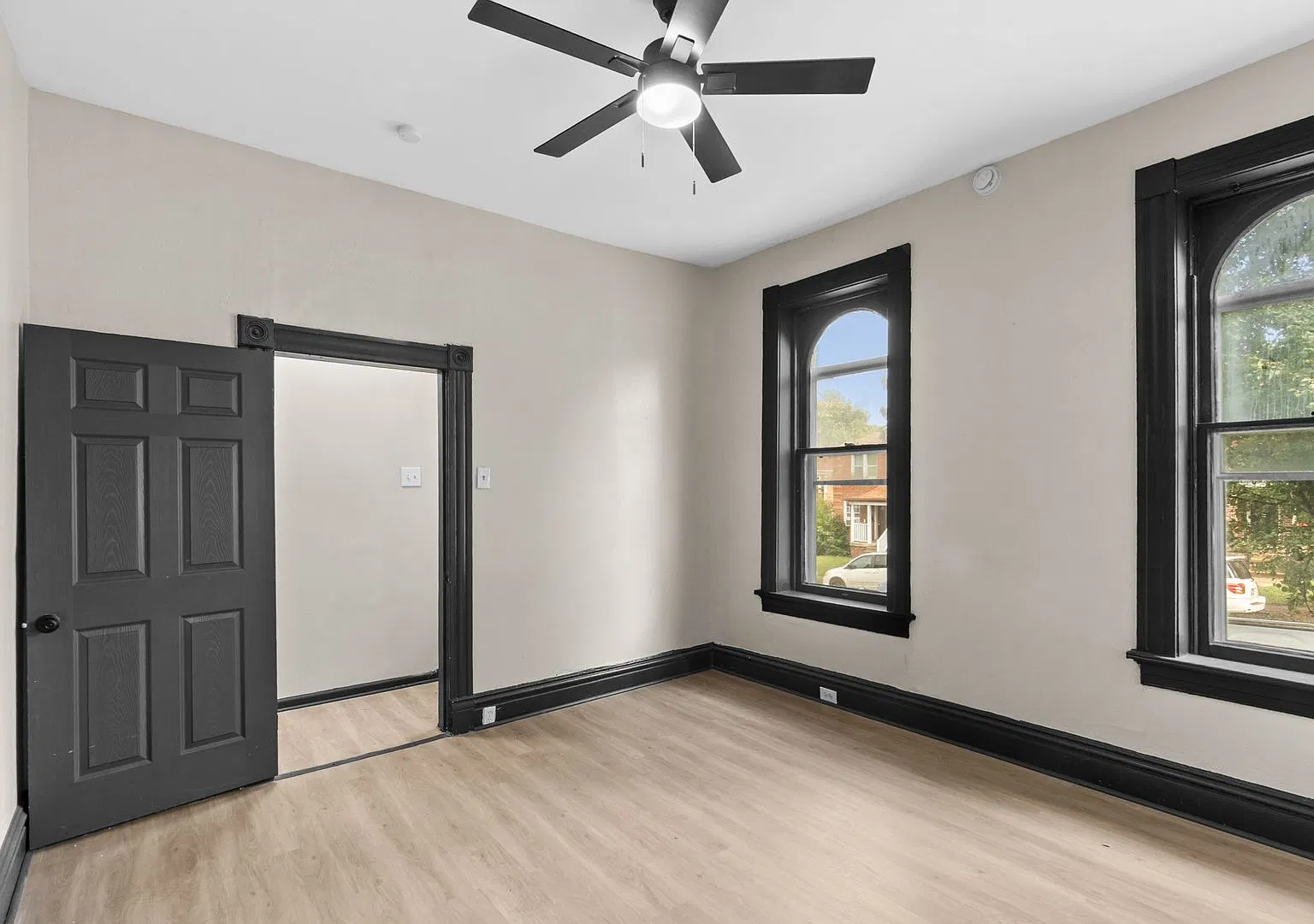 3149 potomac st — Photo 4