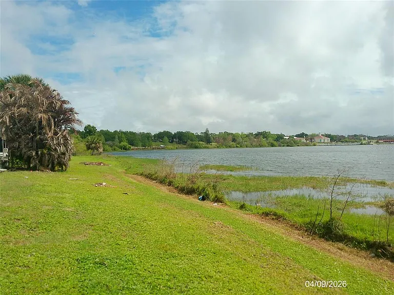 1111 Cypress Gardens Blvd SE #12 — Photo 16