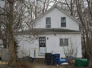 349 Pequot Ave, Warwick, RI 02889