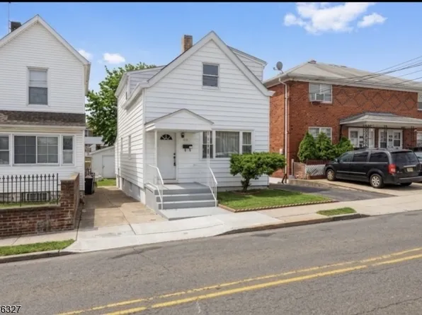 415 Preakness Ave, Paterson City, NJ 07502