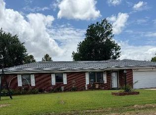 1007 SW Cedar Dr, Minco, OK 73059
