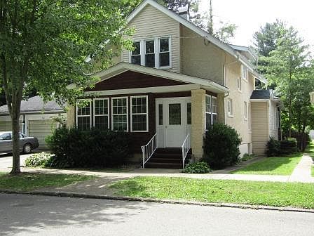 1st image of 313 W Oak St