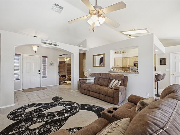5th image of 4146 S Dixon Drive