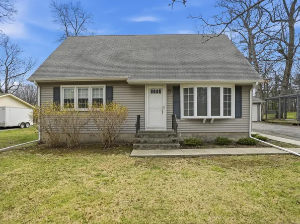 8951 State Line Rd, Dyer, IN 46311