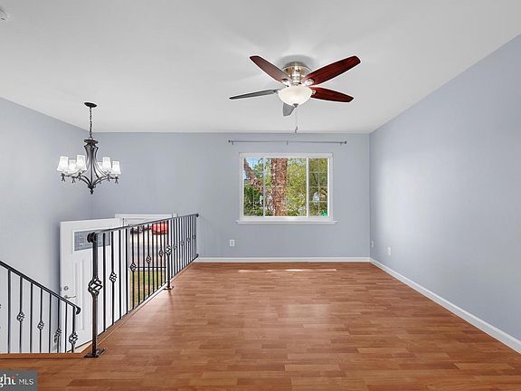 5th image of 756 219th St