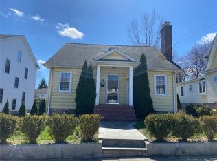 40 Bungalow Park, Stamford, CT 06902