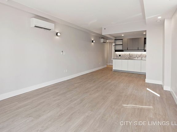 3rd image of 292 Linden Blvd #3R