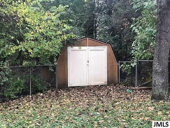 3rd image of 3410 Pine Ridge Dr