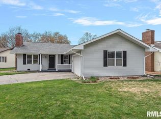 117 N Durkin Dr, Springfield, IL 62702