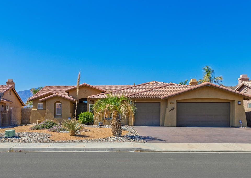 1st image of 78865 Wakefield Cir