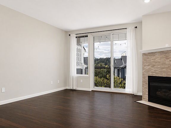 4th image of 16125 Juanita Woodinville Way NE Unit 412