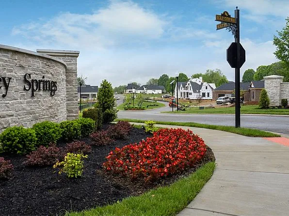 15103 Beckley Springs Dr, Louisville, KY 40245