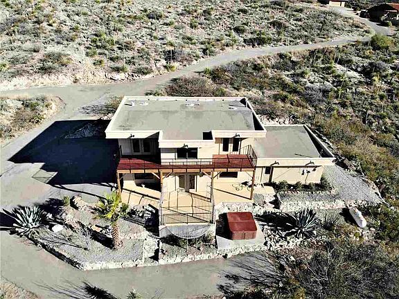 3rd image of 3508 Thunder Rd