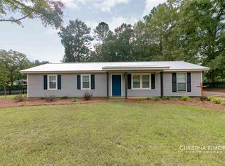 746 Grovania Rd, Hawkinsville, GA 31036