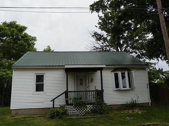 3rd image of 14544 College St