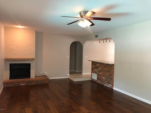 5th image of 1652 E Hope St
