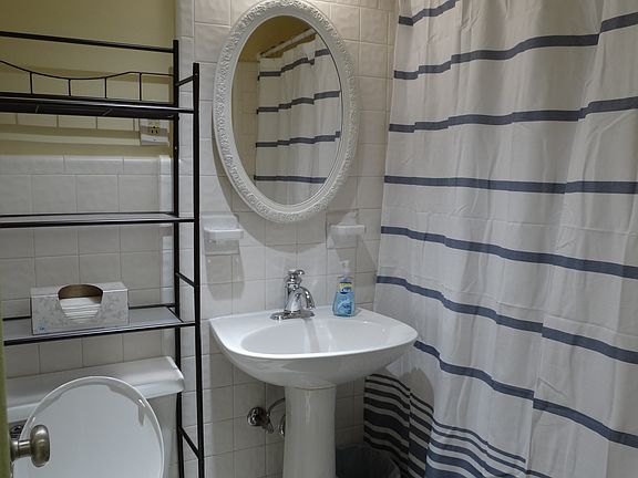 4th image of 1205 St Charles Ave APT 212
