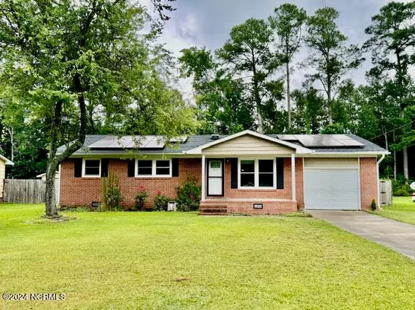 505 Lakewood Drive, Jacksonville, NC 28546