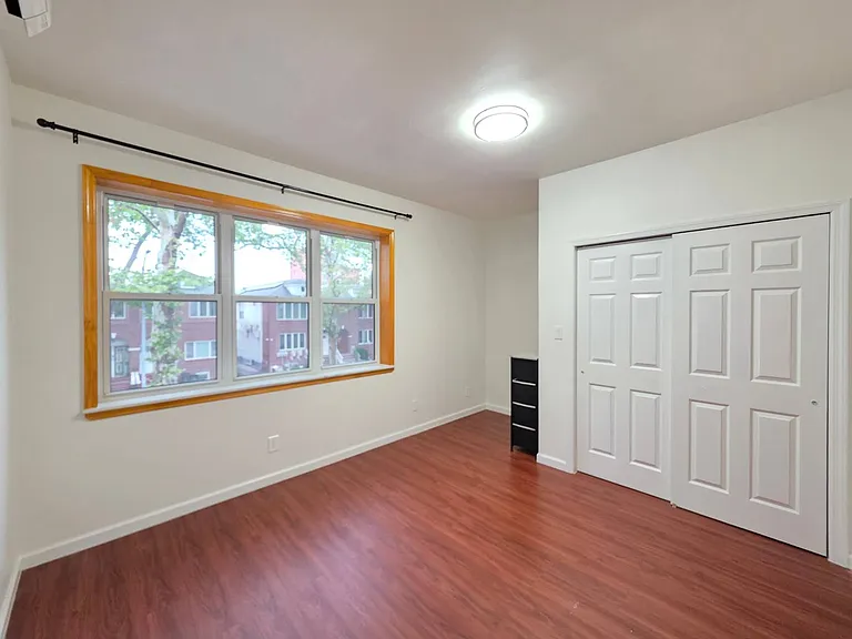 1650 Dahill Rd #2 — Photo 2