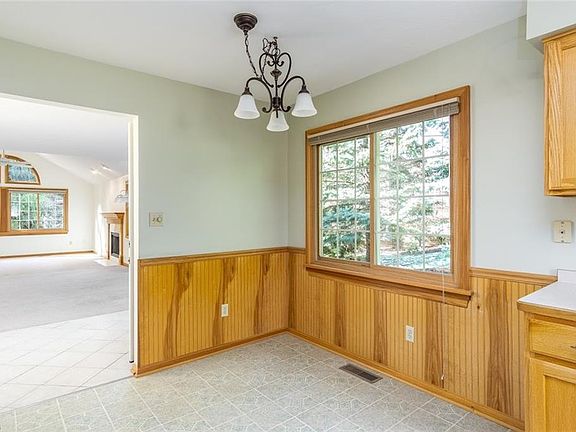 3rd image of 534 Cynthia Ln #50