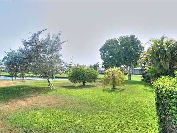 5th image of 854 Blue Crane Dr