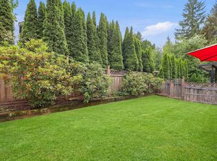24176 104th Ave, Maple Ridge, BC V2W 0E4