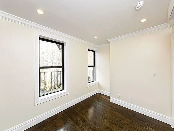 3rd image of 317 2nd Ave APT 17
