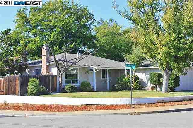 2nd image of 1473 El Dorado Dr