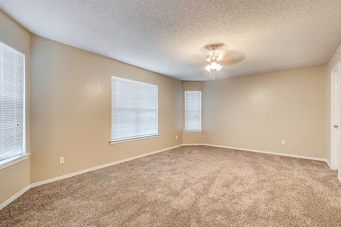 10932 Duster Dr — Photo 10