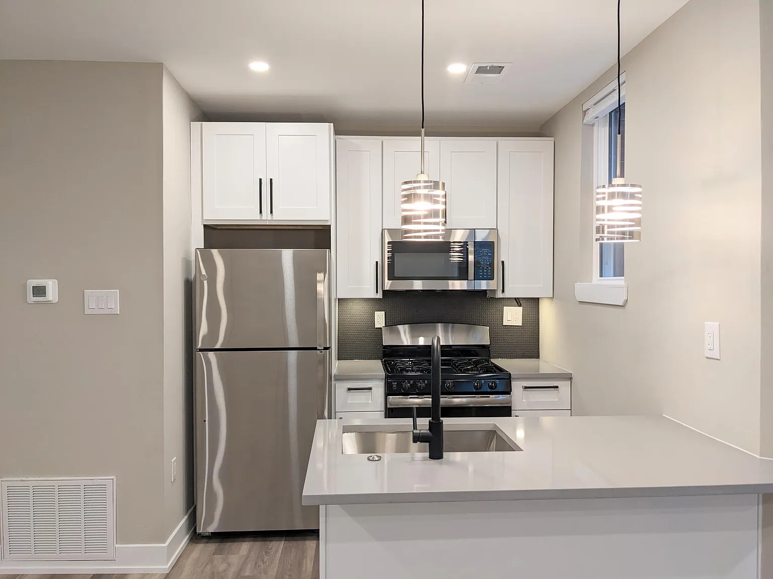 1 bed, 630 sqft, $1,450 — Photo 1