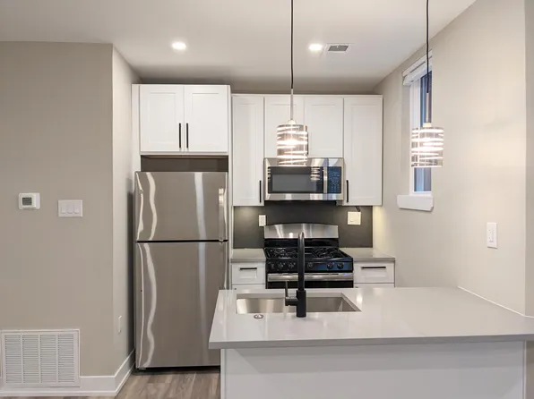 4250 Parkside Ave APT 2D, Philadelphia, PA 19104