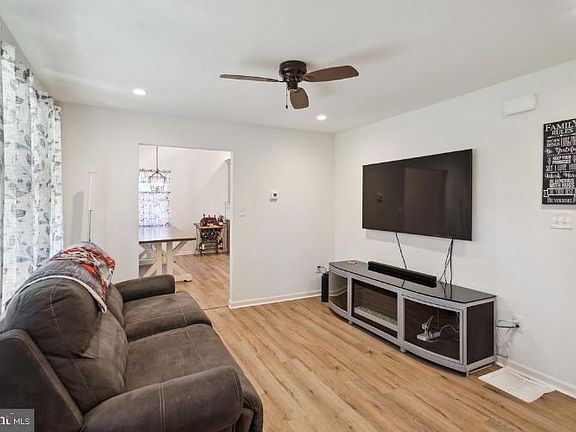 5th image of 1036 Marshall Mill Rd