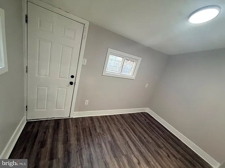 3415 G St — Photo 14
