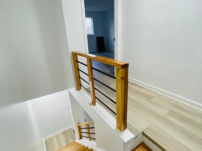 43 Adams St — Photo 8