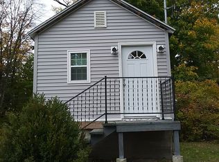 135 Oak Ave, Athol, MA 01331