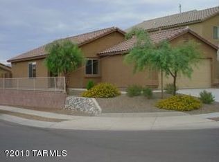 18445 S Bellflower Pl, Green Valley, AZ 85614