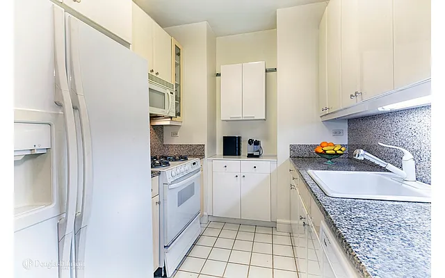 Sold by Douglas Elliman | media 23