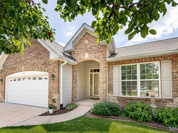 4102 Shepherds Hill Cir, Saint Peters, MO 63304