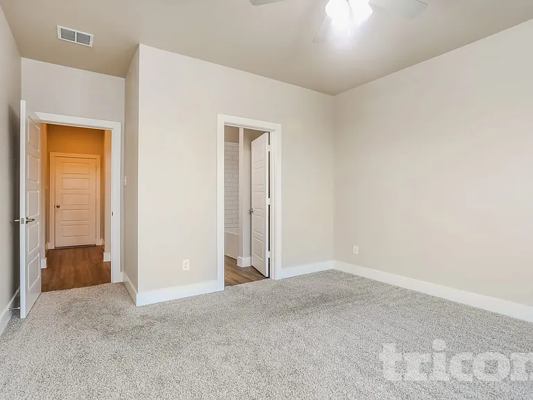 10304 Fort Teran Trl — Photo 9
