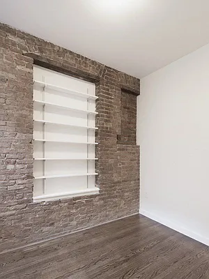 Rented by Bohemia Realty Group | media 27