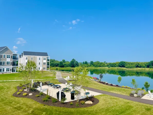 Elmwood Lake Apartments