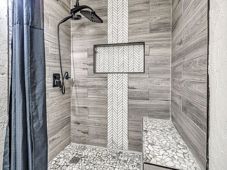 3305 Neighbors Ln — Photo 16