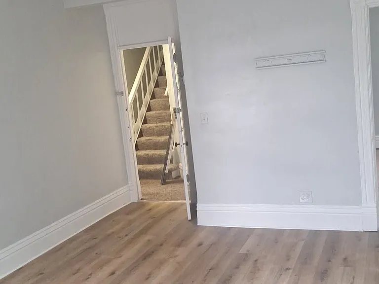 805 S Cedar Ave #4 — Photo 3