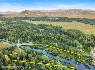 2945 N Hunt Ln, Lane, WY 83014
