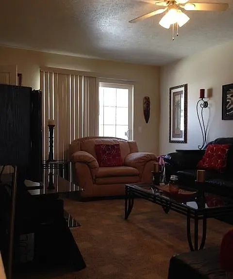 1 Flatts Ln #1 — Photo 6